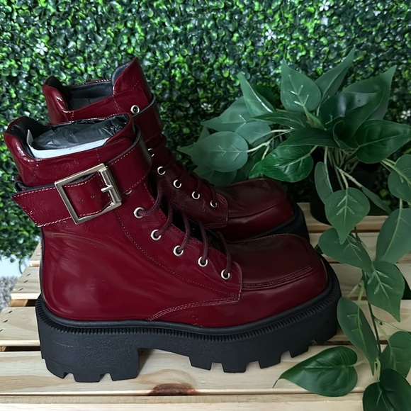 Urban Outfitters Cooperative Tania Buckled Boots - Picture 6 of 6